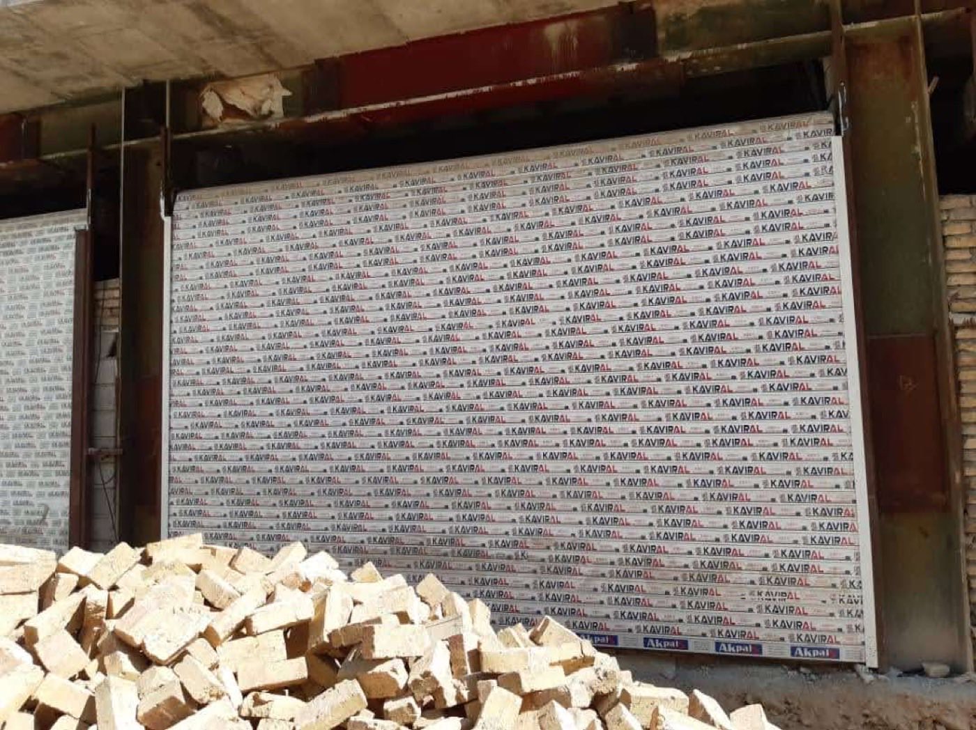 نمونه اجرای درب اتوماتیک و کرکره برقی در تهران | سام گستر | پروژه نصب کرکره برقی 8